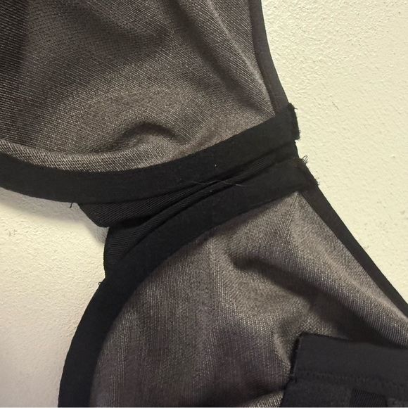 Soma Unbelievable Minimizer Bra Lot of 2 Size 40C Black & Nude Underwire Unlined - Picture 4 of 9